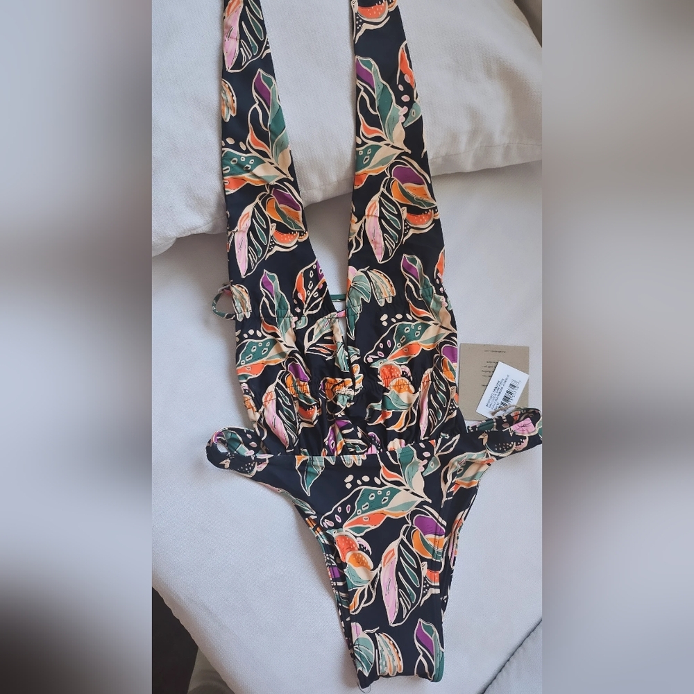 One Piece Stone Fox Swim Lucia
